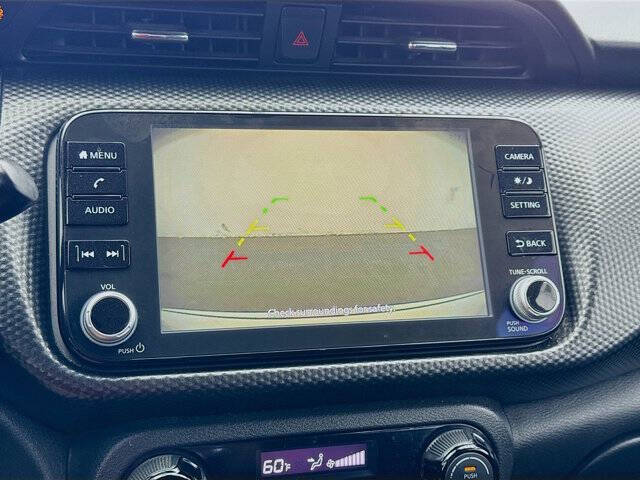 2022 Nissan Kicks SV