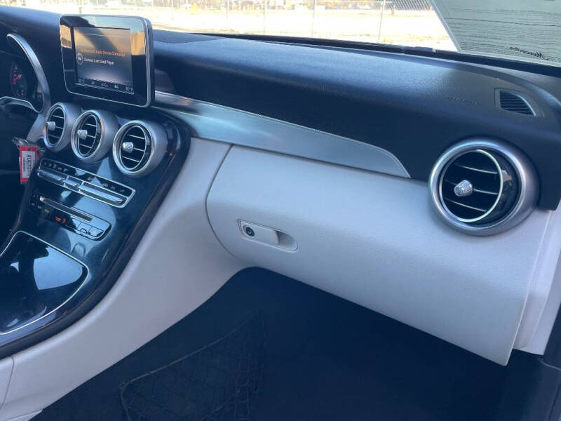 2017 Mercedes-Benz C-Class C 300