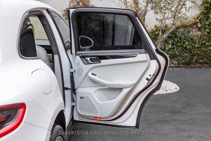2015 Porsche Macan S