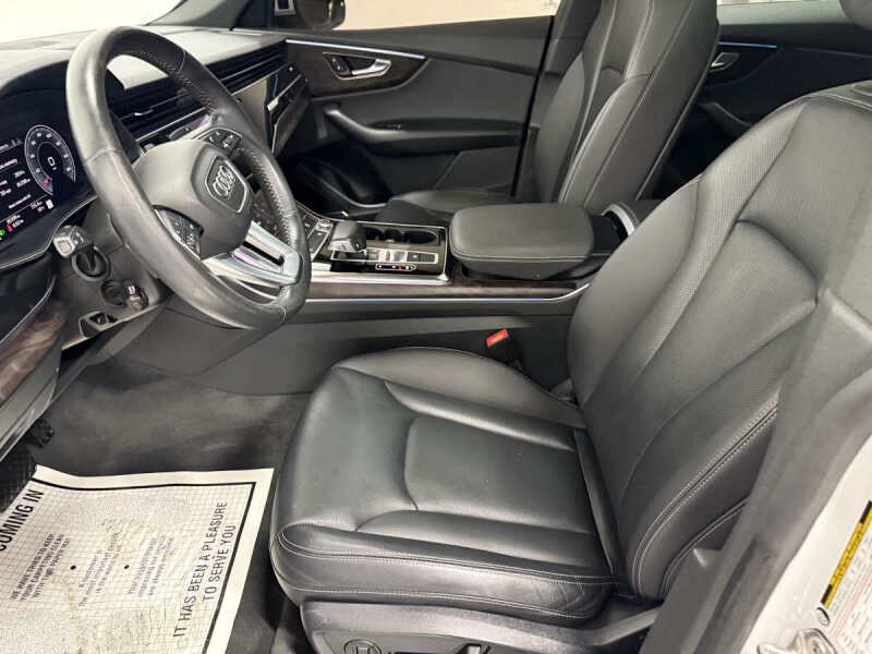 2019 Audi Q8 quattro Premium Plus 55 TFSI