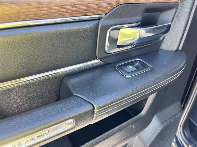 2015 RAM 1500 Laramie