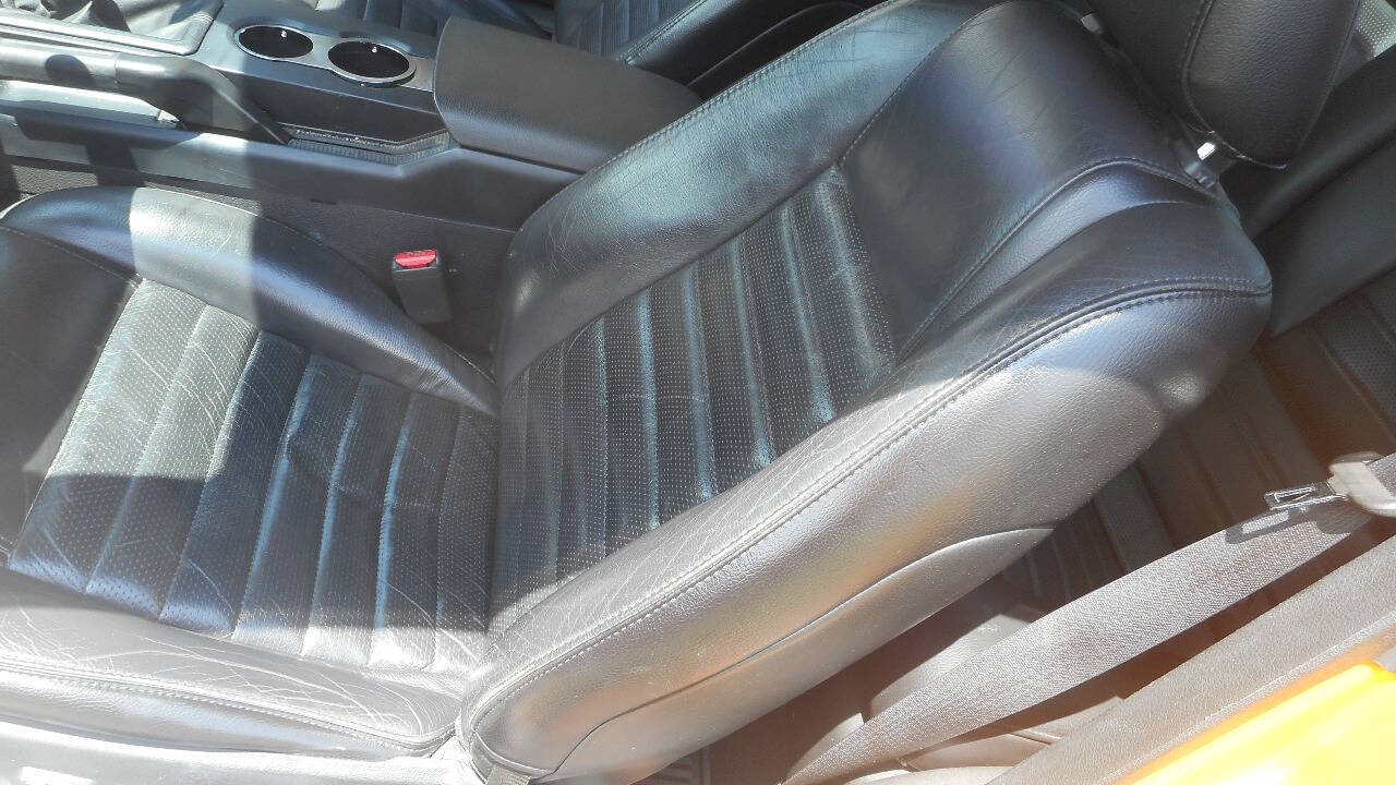 2007 Ford Mustang 20