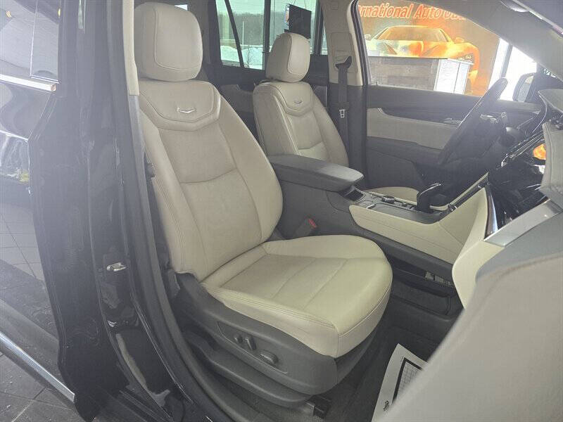 2021 Cadillac XT6 Premium Luxury