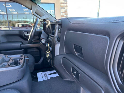 2019 Chevrolet Silverado 1500 Custom