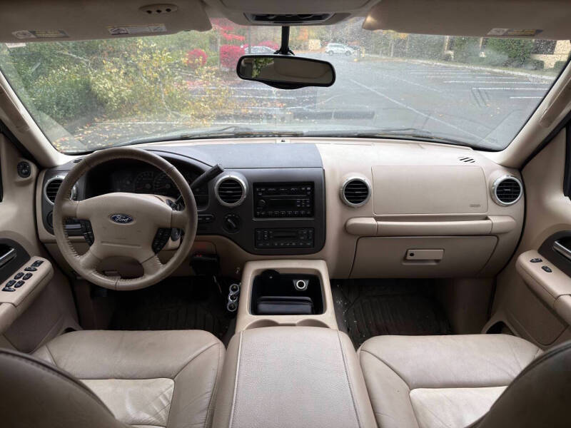 2004 Ford Expedition Eddie Bauer