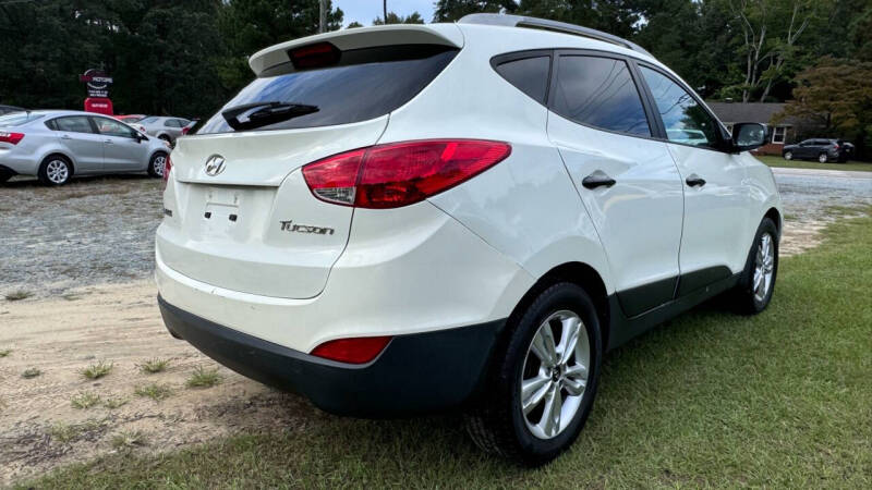 2011 Hyundai Tucson GLS photo 13