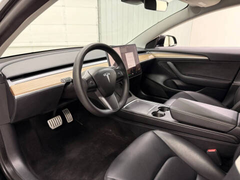 2023 Tesla Model 3 Performance
