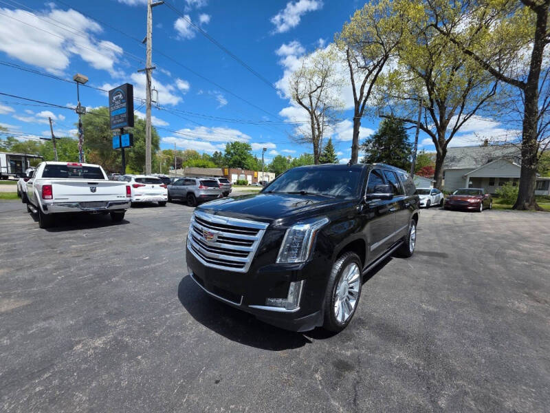 2019 Cadillac Escalade ESV Platinum