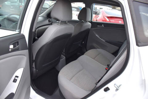 2017 Hyundai Accent SE