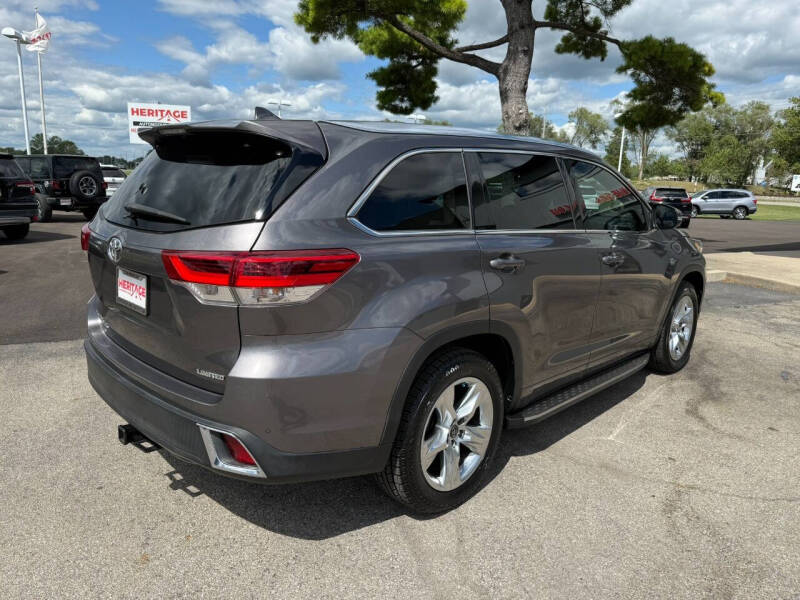 2019 Toyota Highlander Limited Platinum
