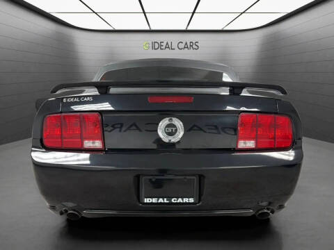 2006 Ford Mustang GT Premium