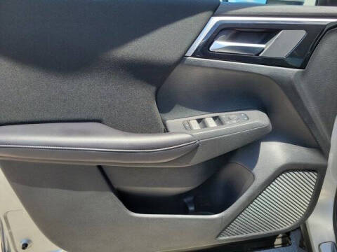 2024 Mitsubishi Outlander ES