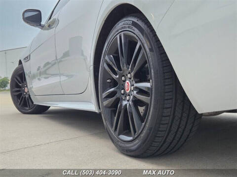 2017 Jaguar XE 20d R-Sport