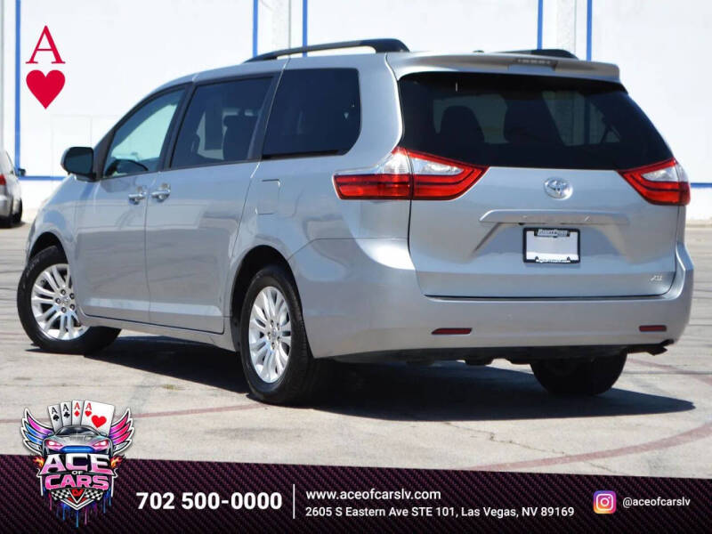 2017 Toyota Sienna