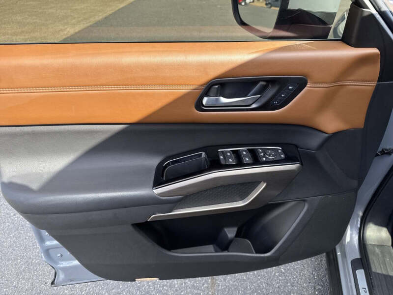 2022 Nissan Pathfinder Platinum