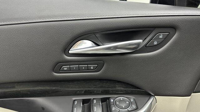 2020 Cadillac XT4 Premium Luxury