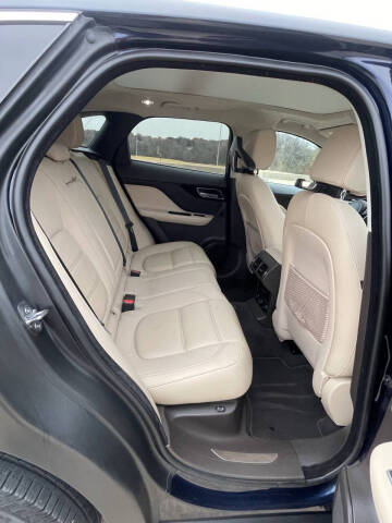 2020 Jaguar F-PACE 25t Prestige