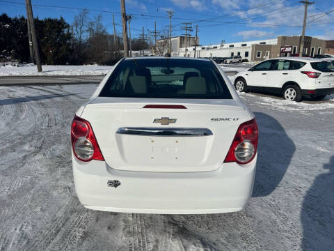 2015 Chevrolet Sonic LT Auto
