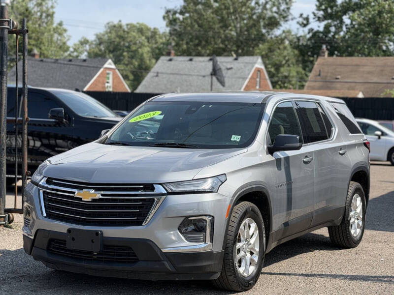 2023 Chevrolet Traverse LS