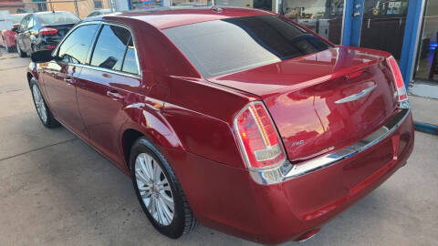 2013 Chrysler 300