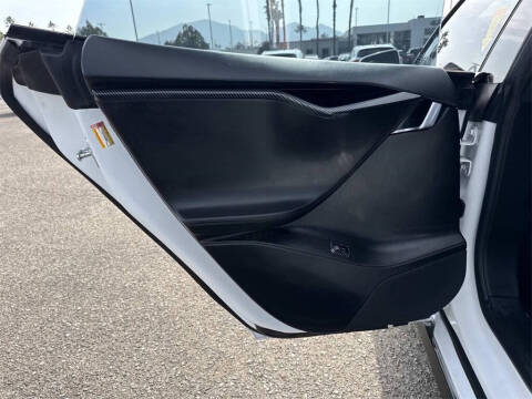 2016 Tesla Model S 75D