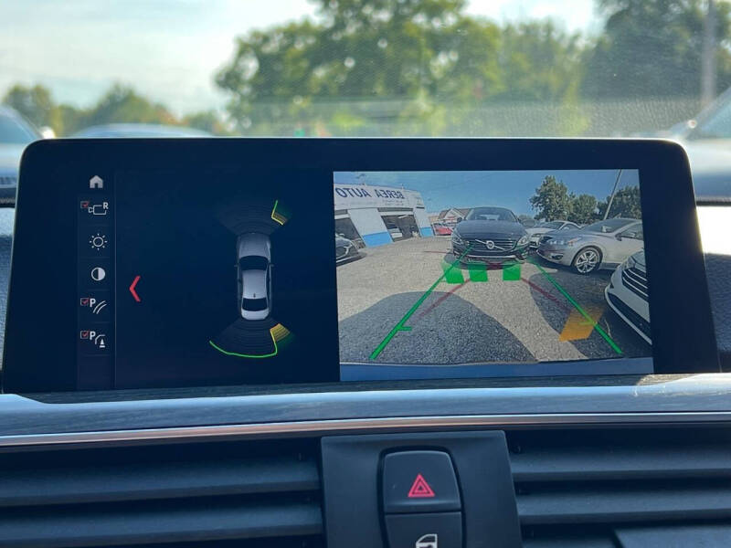 2018 BMW 3 Series 320i xDrive