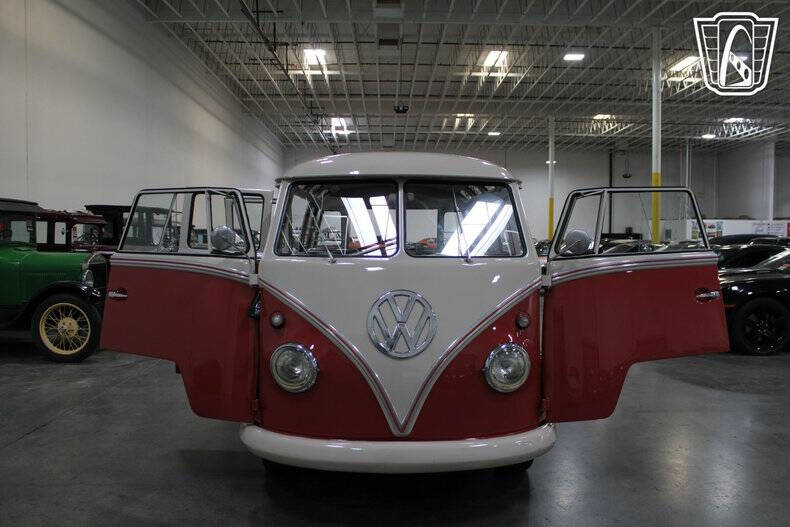 1961 Volkswagen Bus