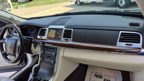 2012 Lincoln MKS