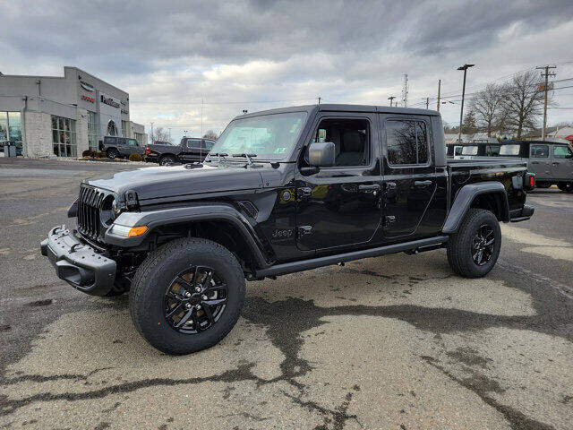 2023 Jeep Gladiator Freedom