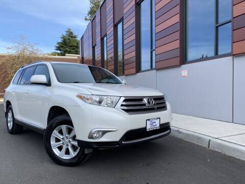 2011 Toyota Highlander for sale at DAILY DEALS AUTO SALES in Seattle WA