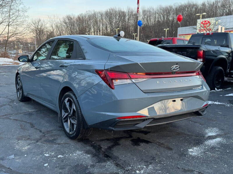 2023 Hyundai Elantra