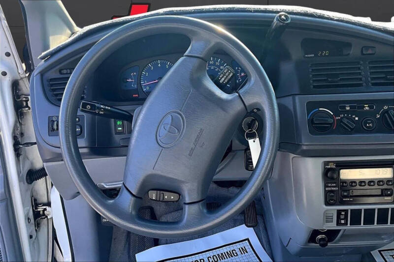 2002 Toyota Sienna