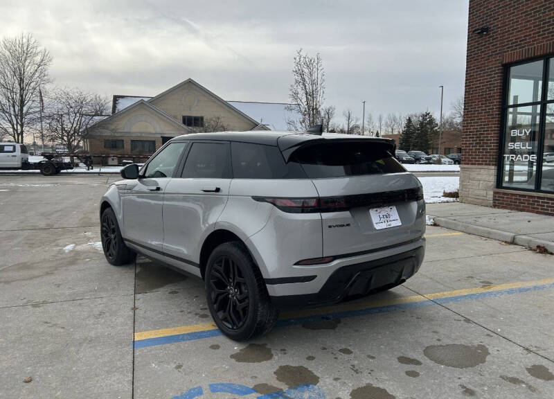 2022 Land Rover Range Rover Evoque P250 SE