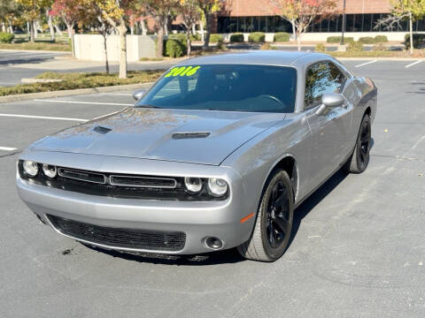 2016 Dodge Challenger SXT