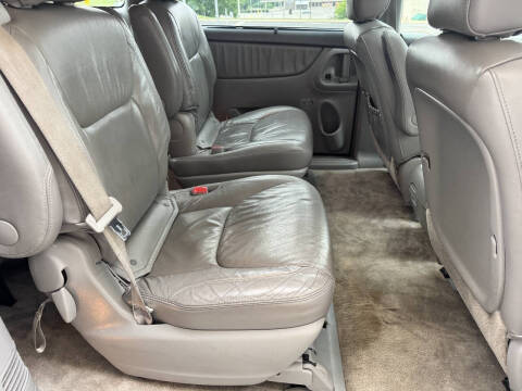 2008 Toyota Sienna XLE