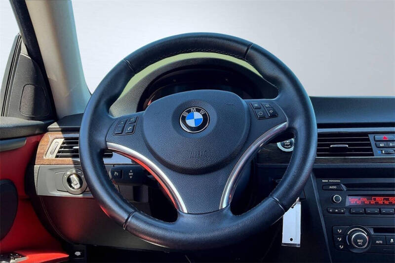 2013 BMW 3 Series 328i