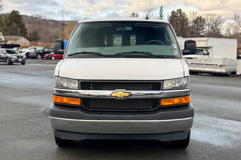 2024 Chevrolet Express 2500