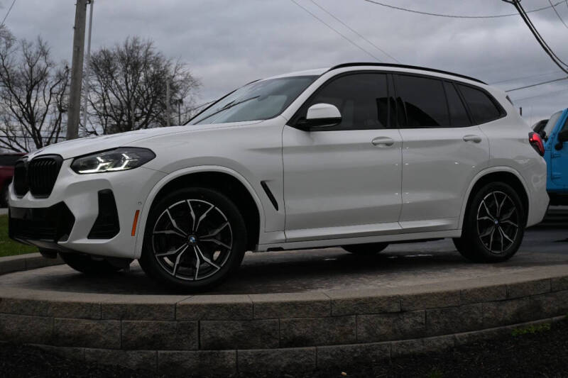 2023 BMW X3 30i's photo