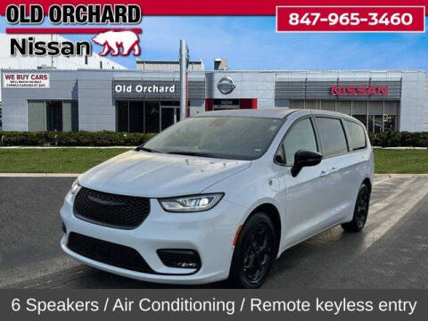 2024 Chrysler Pacifica Plug-In Hybrid Select