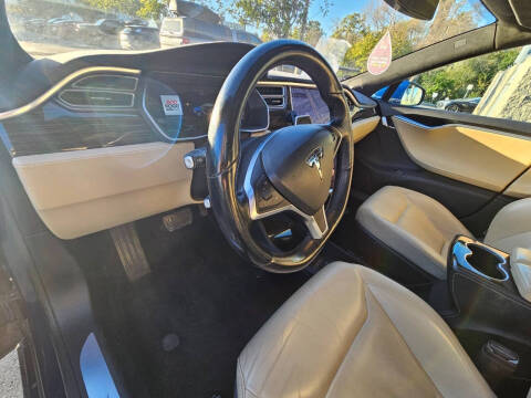 2015 Tesla Model S 85D