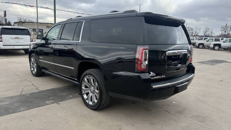 2016 GMC Yukon XL Denali