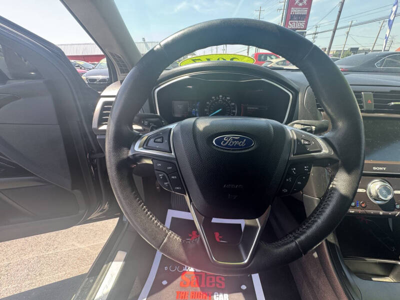 2017 Ford Fusion Titanium