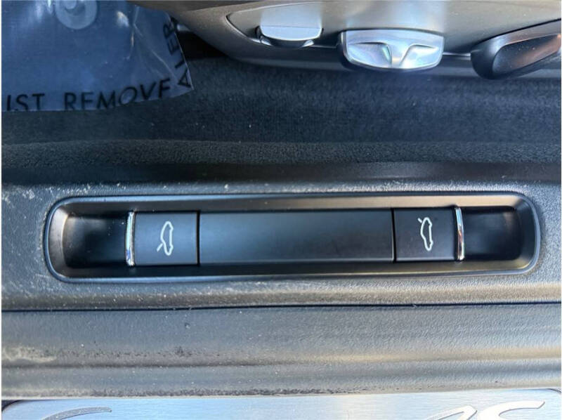 2014 Porsche 911 Carrera 4S