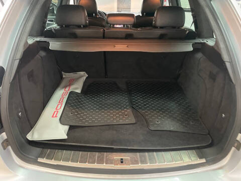 2010 Porsche Cayenne GTS