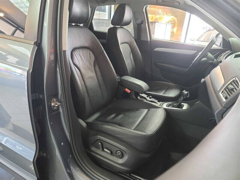 2017 Audi Q3 2.0T Premium