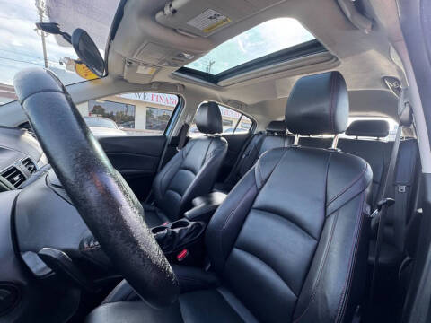 2015 Mazda MAZDA3 s Touring