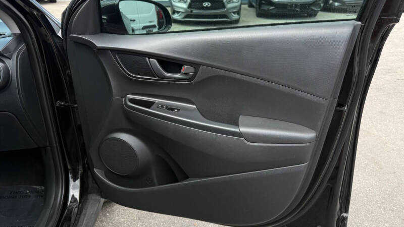 2021 Hyundai Kona SEL