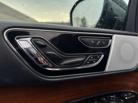 2022 Lincoln Navigator Black Label