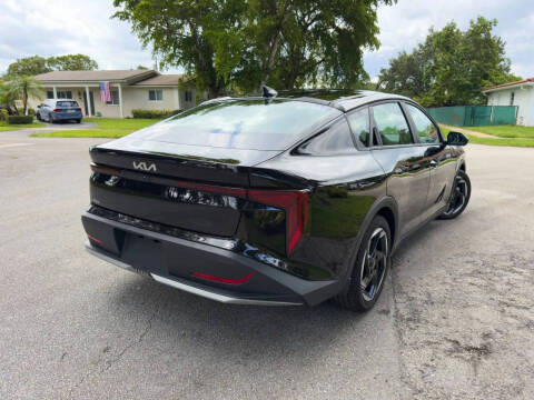2025 Kia K4 EX