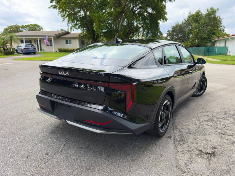 2025 Kia K4 EX